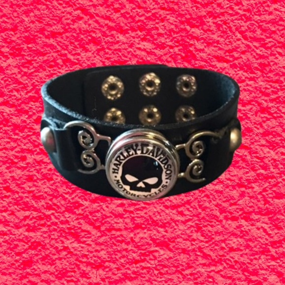 - Willie G Snap Jewelry - Picture 6 of 6